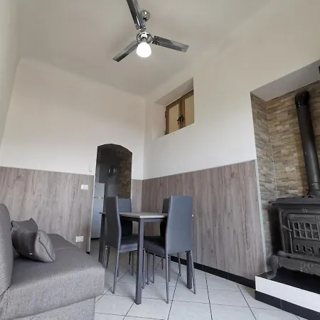 Apartament Tauromenium House *